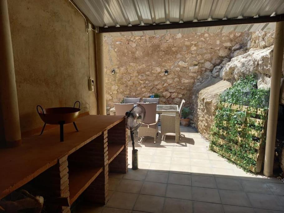 Con Barbacoa Y Amplia Terraza. Jorquera